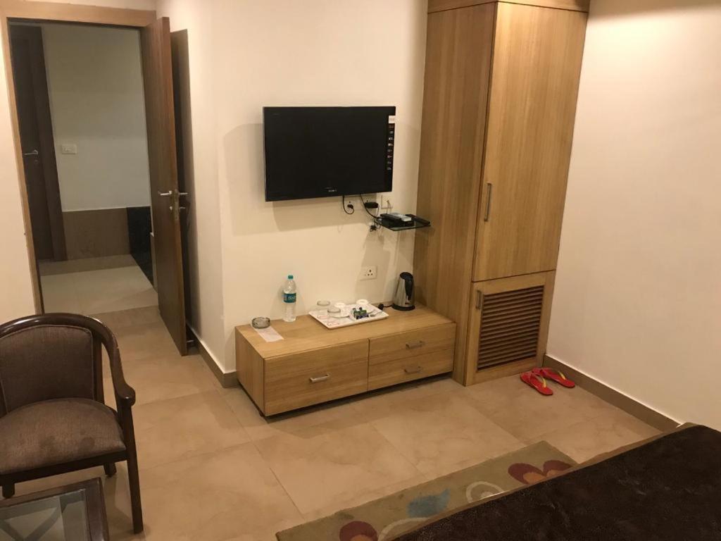 Hotel City Square Hisār Kültér fotó