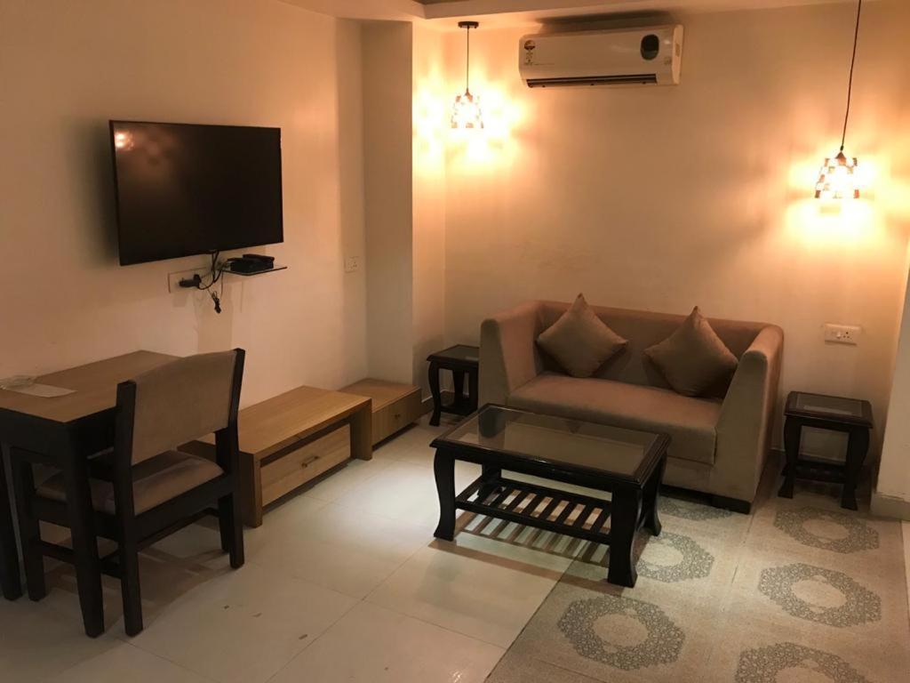 Hotel City Square Hisār Kültér fotó
