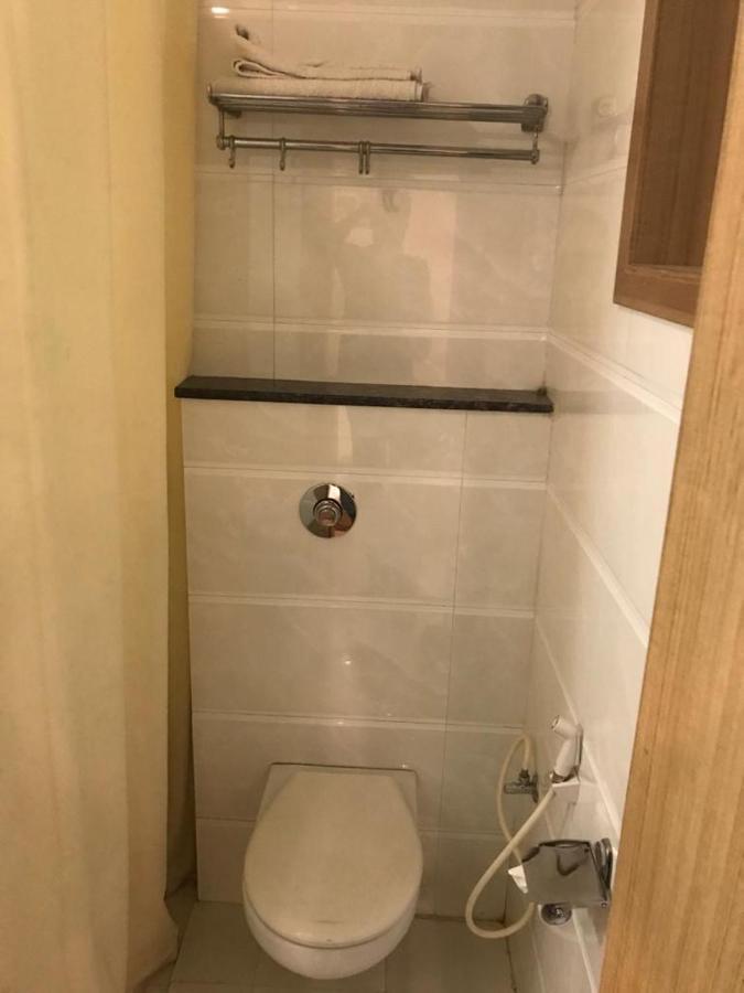 Hotel City Square Hisār Kültér fotó